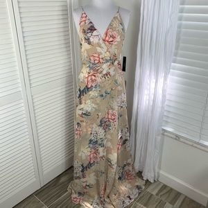 Lulu’s Something Just Like This Floral Beige Maxi